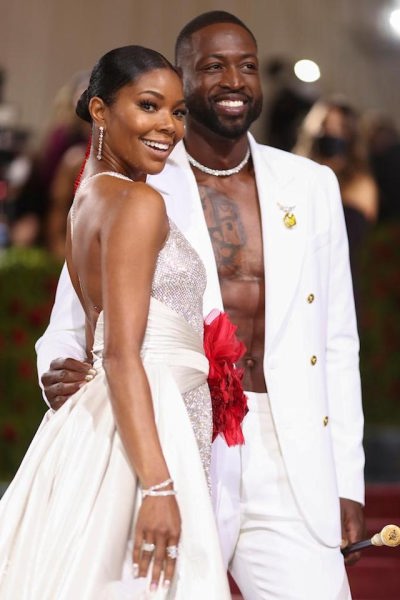 دیوید وید و گابریل یونیون با لباس ورساچه مت گالا ۲۰۲۲